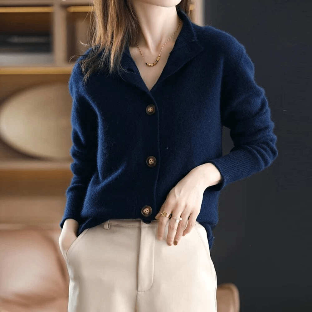 Luxurious Cashmere Knit Cardigan