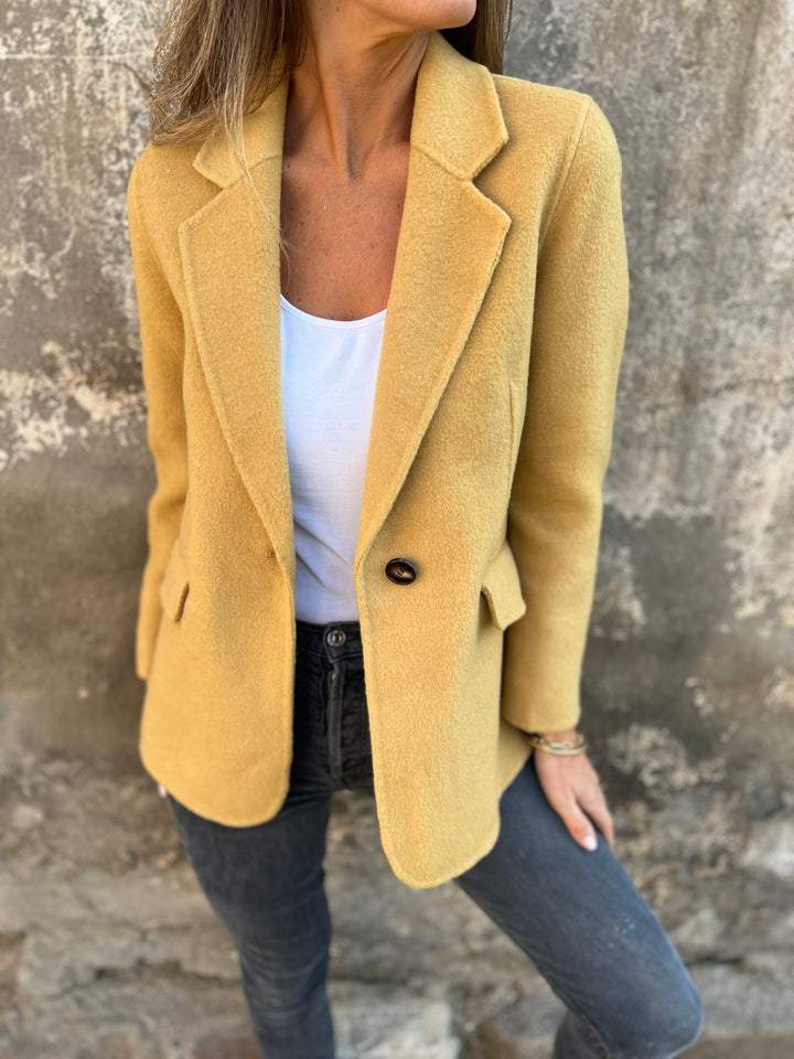 Minimalist Modern Edge Office Blazer