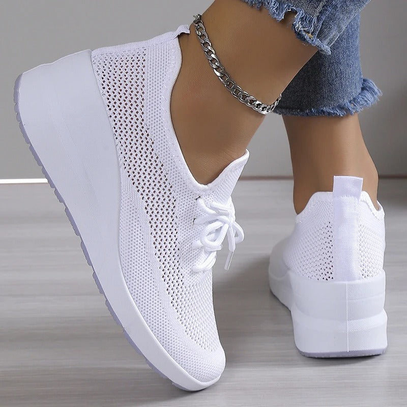 Orthopaedic shoes for women